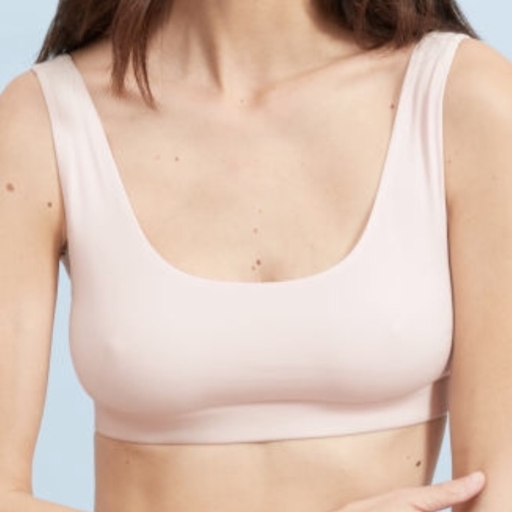 Everlane pink bra